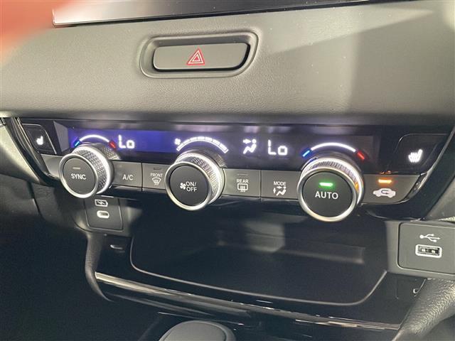 【運転席操作部】快適なドライブを楽しむための機能が装備されています！運転席から触れるので、使いやすいです！除菌プランいれていただくと、さらに清潔で安心していただけます！