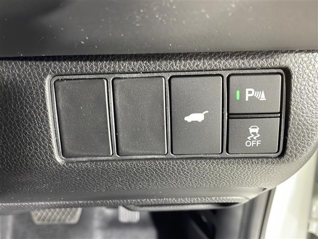 【運転席操作部】快適なドライブを楽しむための機能が装備されています！運転席から触れるので、使いやすいです！除菌プランいれていただくと、さらに清潔で安心していただけます！