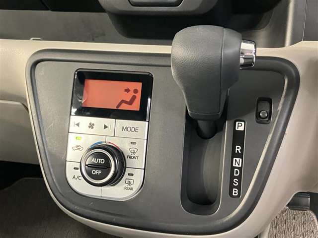 ★当店の展示車両に、ご興味を持っていただき誠にありがとうございます。ネット掲載車両の為、売約済みの場合もございますので、ご来店前に在庫のご確認をお願い致します★