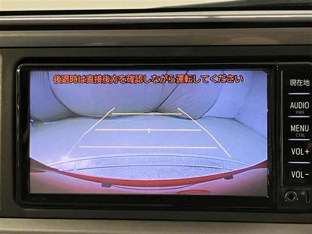 バックモニター付きなので車庫入れの際の後方確認もばっちり♪