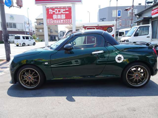 HKSスポーツマフラー　SHOWA TUNINGサスペンション　WORKホイール　リアトランクスポイラー