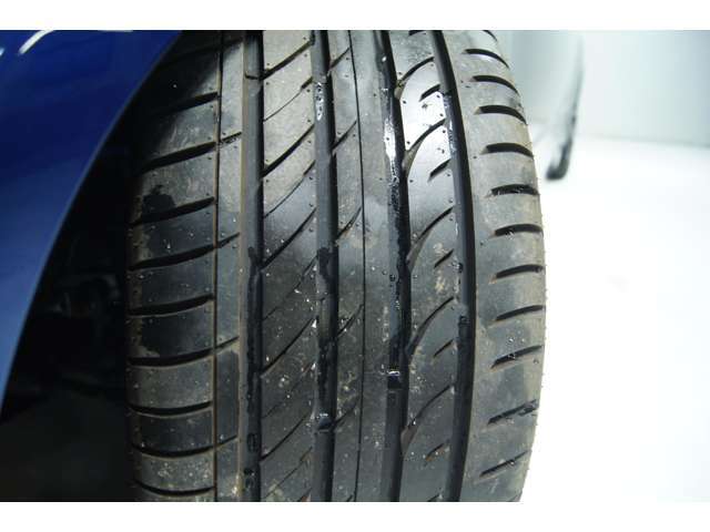 ★新品タイヤ★車両本体価格に含まれております！！新品タイヤには走行音の少ない当社で実績のあるタイヤをチョイスしてます！