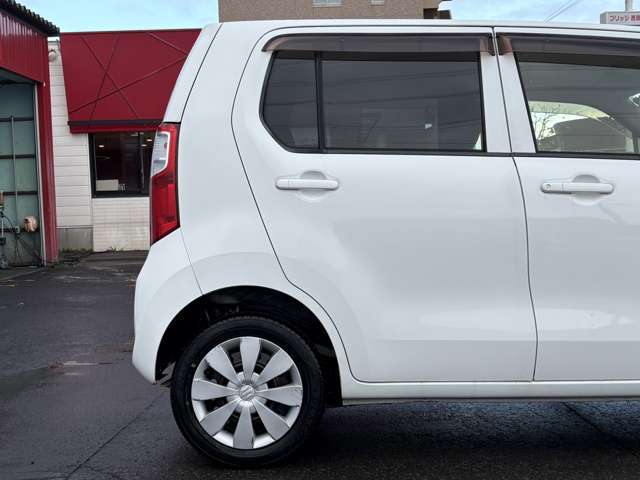 【日常整備】車検は勿論、日常の整備点検も行っております。タイヤ交換やオイル交換などもお任せください。