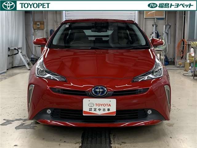 静かで心地よい走りと、ハイブリッドならではの低燃費。プリウス　A　ツーリングセレクション