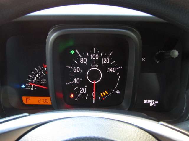 視認性の高いメーターパネル！