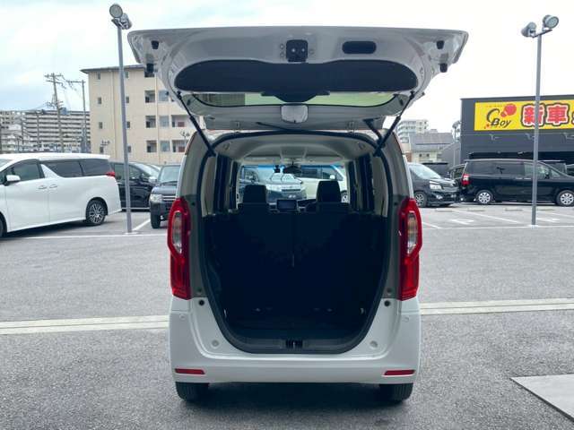 彦根インターからお車で3分とアクセス便利！近くには有名観光地の彦根城もありますので、観光と合わせてのご来店も良いですね♪活気溢れる自慢のスタッフがお客様のご来店をお待ちしております！