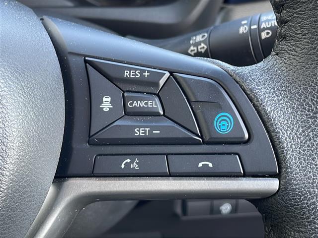 【運転席操作部】快適なドライブを楽しむための機能が装備されています！運転席から触れるので、使いやすいです！除菌プランいれていただくと、さらに清潔で安心していただけます！