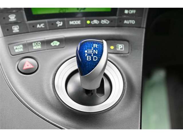 ご不明な点や疑問がございましたらお気軽にスタッフまでお問い合わせ下さいね！車両状態からアフターメンテナンスのことまで何でもどうぞ☆