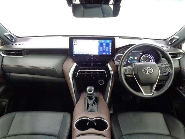 【ロングラン保証とは】メーカー・年式を問わず走行距離無制限でトヨタならではの無償保証です。当店でご購入頂いた方に安心で快適なカーライフをお約束する1年保証です。