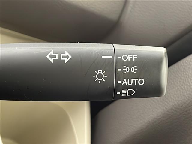 【運転席操作部】快適なドライブを楽しむための機能が装備されています！運転席から触れるので、使いやすいです！除菌プランいれていただくと、さらに清潔で安心していただけます！
