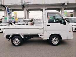 ☆当社、自社工場ありますので、納車後も継続車検・修理時には無料で代車の貸し出しも行っております！オイル交換などの作業もリフトを使ってクイックメンテナンスOK☆