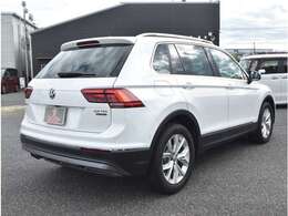 全車メカニックによる機関系のチェック済み。合格した車のみを展示してます！納車後のメンテナンスや車検もお任せください！自社の陸運局指定工場でディーラーさんよりもリーズナブルに承ります。