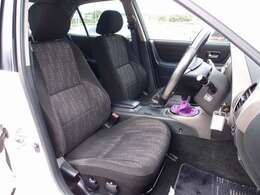 人気のBRIDE製やRECARO製などのスポーツシートもお得な金額にてお取り付け可能です。フルバケットシートからセミバケットシートまで、お気軽に047-492-4000までお問い合わせ下さいませ