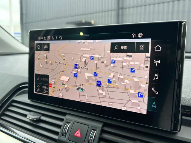 LIBERALAでは多種多様の車種をご用意させていただいております。お客様がご納得いくまで、そのお車の持つ特性を五感すべてで感じ取っていただける場をご提供します。