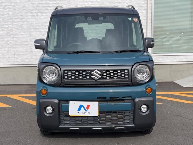 弊社では、全車『修復歴なし』のお車のみ取り扱っております。専任バイヤーによる厳選した仕入れの後、入庫後の車両チェックを行い、ネクステージが認定した高品質な中古車をご提供しております。