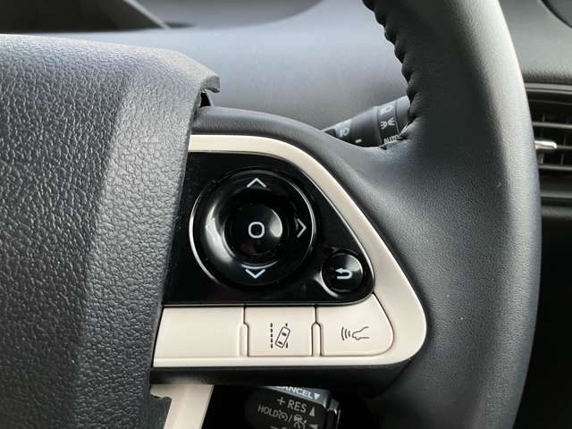 ご納車時に、全台法定点検を実施致します。消耗品のバッテリー、エンジンオイルや、オイルエレメントなどは新品交換し、ほか不具合箇所は修理し、ご納車後に安心してお乗りいただける様に、しっかり整備を致します。