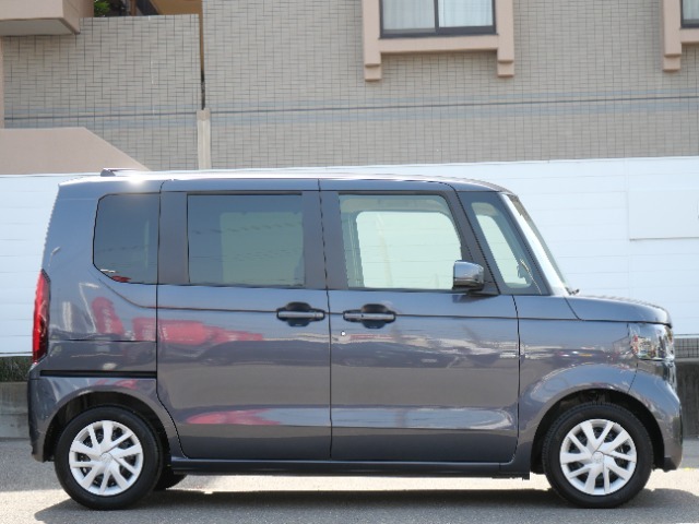 お車ご購入にあたりましては、オンライン販売以外は現車確認が必要となります。是非店頭にてお客様の目でお確かめ下さい。