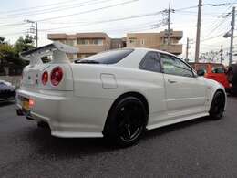 買取で入ってきたお車ですのでお求め易いお値段にてご提供いたします☆早い者勝ちの1台となりますのでお早めにご検討ください♪