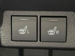 【シートヒーター】寒い日に重宝するシートヒーター！エアコンより早く温まってくれるので寒がりの人も安心ですね♪エアコンの温風は乾燥するから苦手、という方にもをおすすめです。