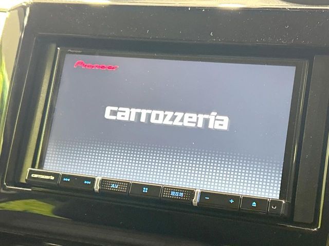 【ナビゲーション】目的地までしっかり案内してくれる使いやすいナビ。Bluetooth接続すればお持ちのスマホやMP3プレイヤーの音楽を再生可能！毎日の運転がさらに楽しくなります！！