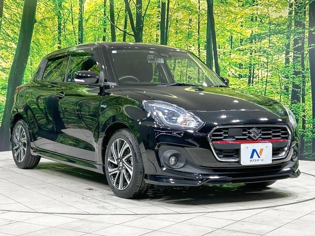 大好評のボディコーティング「弾スプラッシュコート」もご納車までに施工可能。通常のガラスコートと異なる、耐久年数6年の無機質ガラスコーティングが、ボディをキレイな状態に保ってくれます。