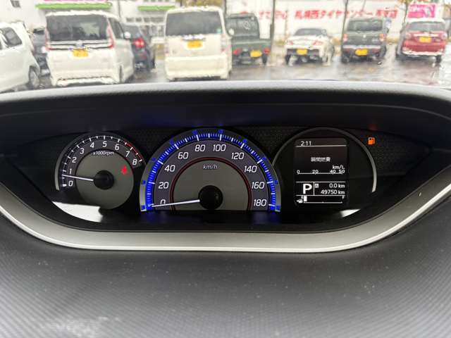 【スピードメーター】店舗にて実際の走行距離や整備記録などをご確認していただく事が可能です。