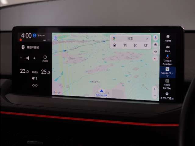 運転中も音声だけで安全に目的地設定ができます。交通状況の変化をリアルタイムに反映し、最適なルートをご案内します。
