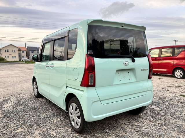 国交省の代わりに車検認定ができる「陸運局指定工場」の資格をもっており、熟練の整備士や国家資格を持った整備士が揃ってます！