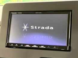 【ナビゲーション】使いやすいナビで目的地までしっかり案内してくれます。各種オーディオ再生機能も充実しており、お車の運転がさらに楽しくなります！！