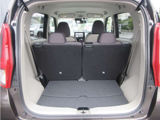 メーカー保証継承サービス初度登録日より5年又は10万KM全国2300ヵ所の日産サービス工場にて保証