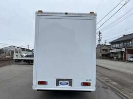 過走行、古い、動かない、壊れている…　どんな状態でも買取りOKです！！自社で修理や整備を行って売却、または部品のみの販売ルートもあるので、どんな車両でも買取ります。