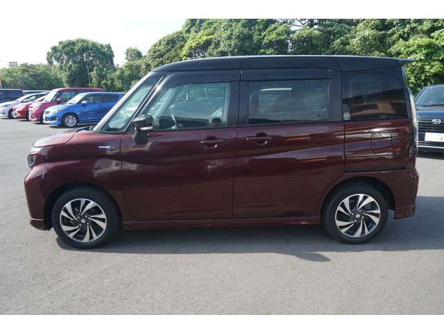 自動車保険も取り扱っています。お見積もりからでもOKです。お気軽にお問い合わせください。