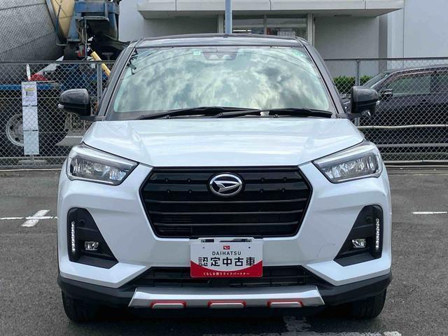 中古車を買うことの　「不安」　「心配」　も一緒に解決させて下さい♪　ディーラーならではの　「安心」　「ご満足」　を提供いたします。