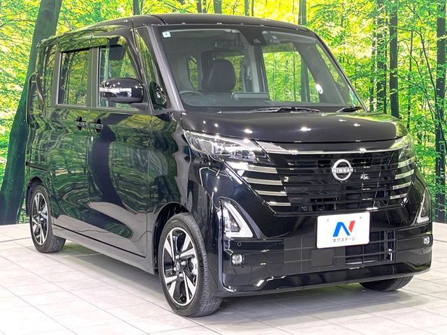 大好評のボディコーティング「弾スプラッシュコート」もご納車までに施工可能。通常のガラスコートと異なる、耐久年数6年の無機質ガラスコーティングが、ボディをキレイな状態に保ってくれます。
