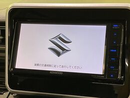 【純正ナビ】人気の純正ナビを装備。オーディオ機能も充実しており、Bluetooth接続すればお持ちのスマホやMP3プレイヤーの音楽を再生可能！毎日の運転がさらに楽しくなります！！