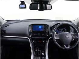 操作性の良いインパネ周りです