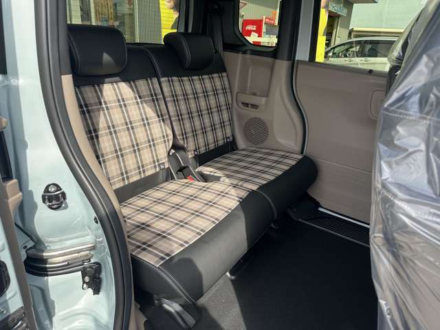 系列会社にメルセデスベンツ、BMW、VW、GMシボレー、クライスラー、スズキアリーナ、ハーレーダビットソン正規ディーラーを持つ当社ならご納車後の整備のノウハウも御座いますので安心してお乗り頂けます。