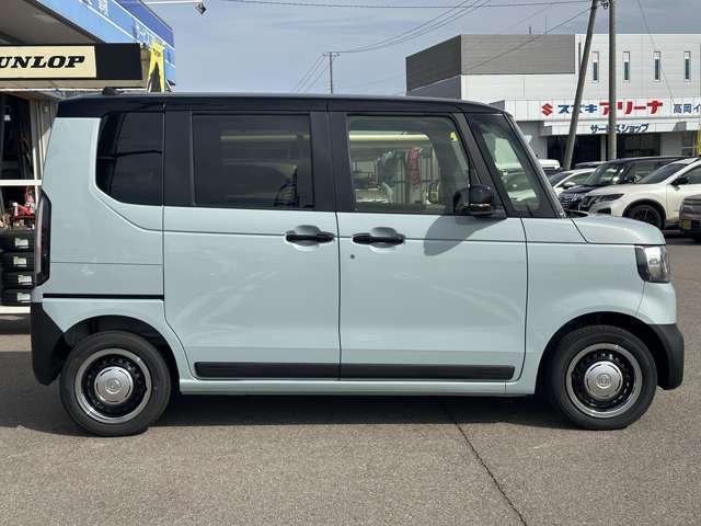 ご納車前のボディガラスコーティングやポリマーコーティングも専門の業者が常駐しておりクオリティの高いコーティングを低価格にてご提供しております♪下廻りの防錆塗装【鎧】も施行可能ですのでご相談下さい♪