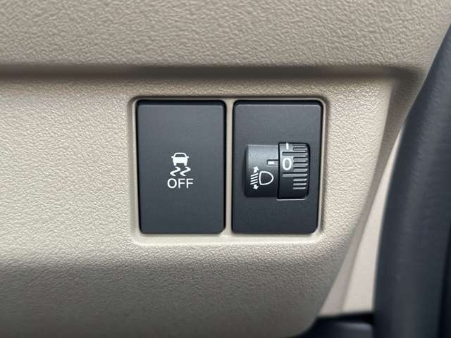 横滑り防止装置☆ヘッドライトレベライザー