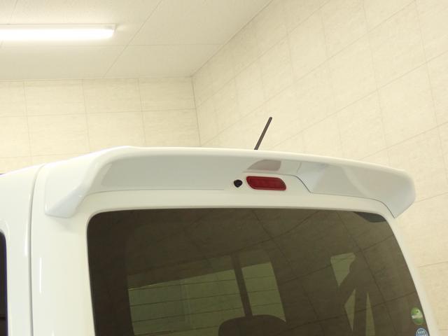 ルーフエンドスポイラー装着で　後ろ姿もかっこいい＾＾