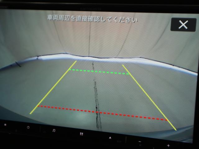 バックカメラ付き☆　死角の後方もカメラを通してしっかりご確認いただけます。