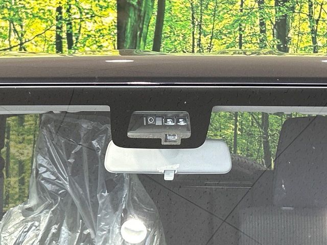 【スズキ　セーフティサポート】走行中に前方の車両等を認識し、衝突しそうな時は警報とブレーキで衝突回避と被害軽減をアシスト。より安全にドライブをお楽しみいただけます。