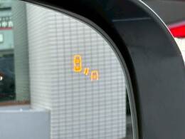 【ブラインドスポットモニター】ブラインドスポットモニター搭載で後方から接近する車両にも簡単に気づけます。