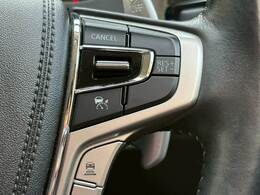 【レーダークルーズコントロール】快適な高速クルージングを可能にする「クルーズコントロール」。