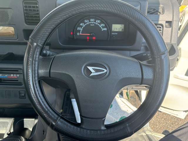 ★納車前整備は、当社整備士が法定1年点検または車検整備を実施します★