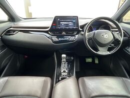 グループ総在庫数約30，000台！！全国の系列店からメーカー・車種問わずご紹介出来るので、あなたにピッタリのお車が見つかるはずです♪まずはお問い合わせ下さい☆