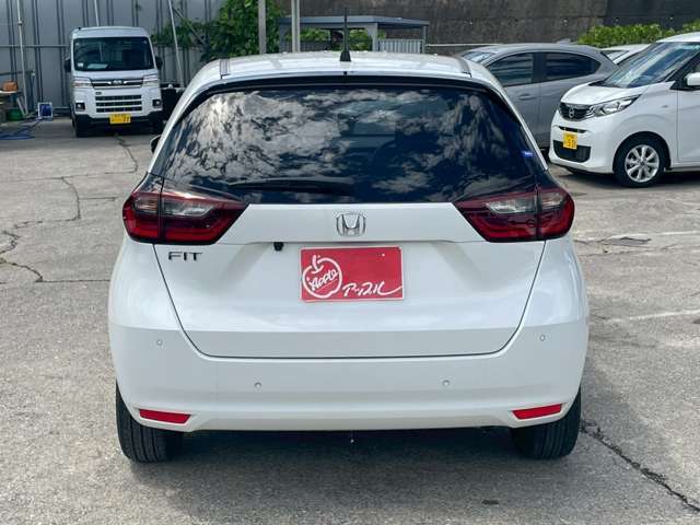 R3年式フィット入庫しました！現車確認の場合事前連絡頂ければ幸いです。