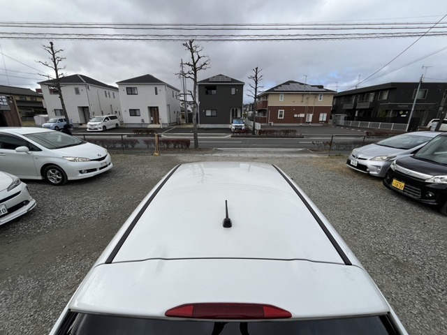 すぐにご来店頂けない場合や遠方にお住まいの方、車両状態の詳細が知りたい方はお気軽にご連絡下さい