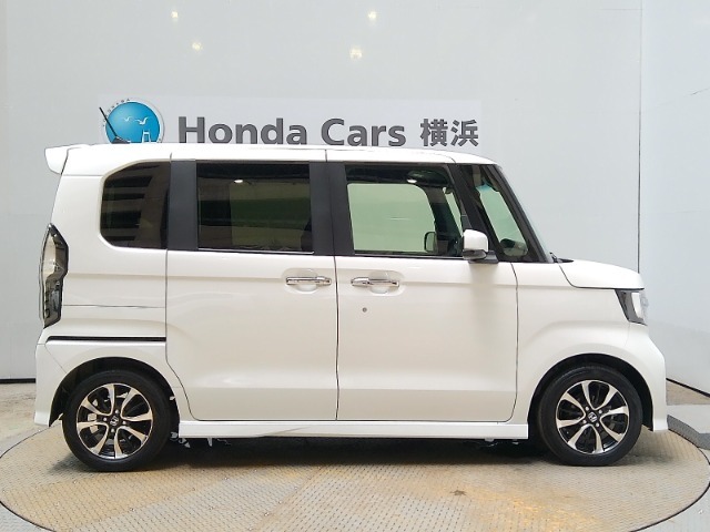 全長339cm、幅147cm、高さ179cmのお車になります。