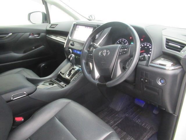 ゆったりとした室内！運転もしやすいです